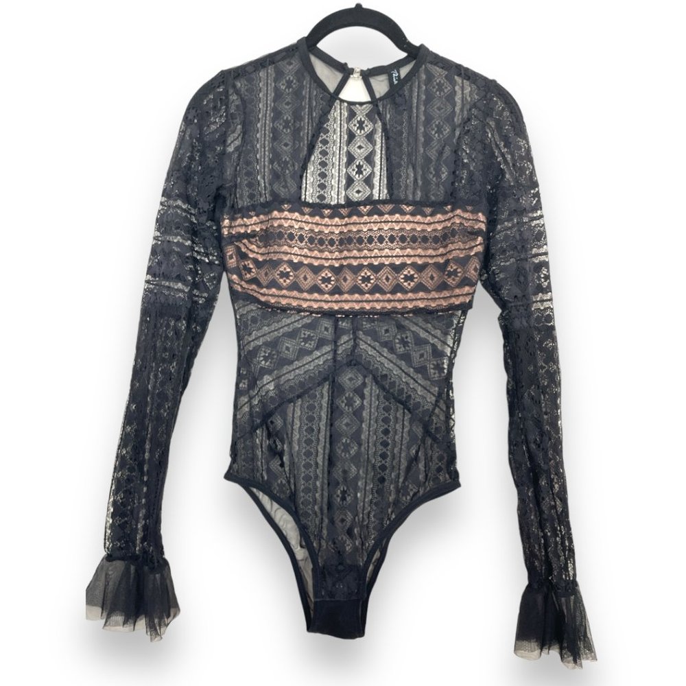 Thistle and Spire NWOT Jane Lace Bodysuit Black Stretch Long Sleeve Flare Tulle